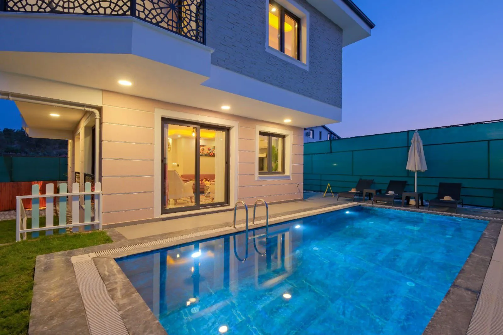 Efems Villa