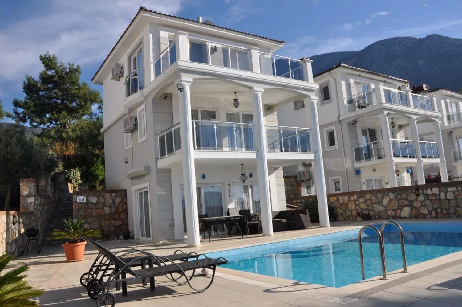 Sunset Villa A