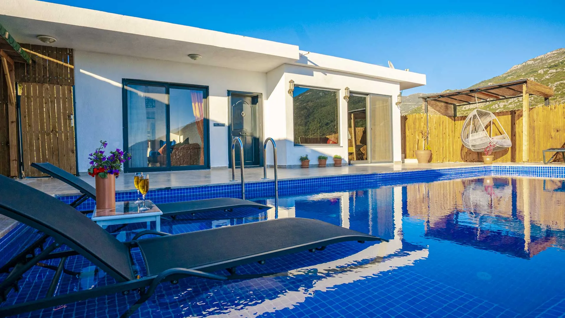 Özlü Villa