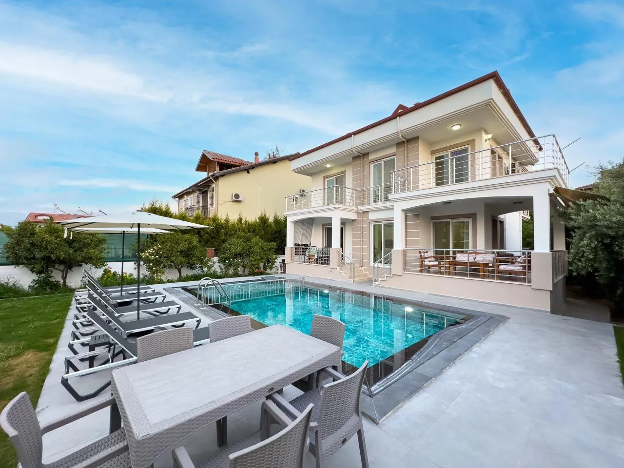 Ekin Villa
