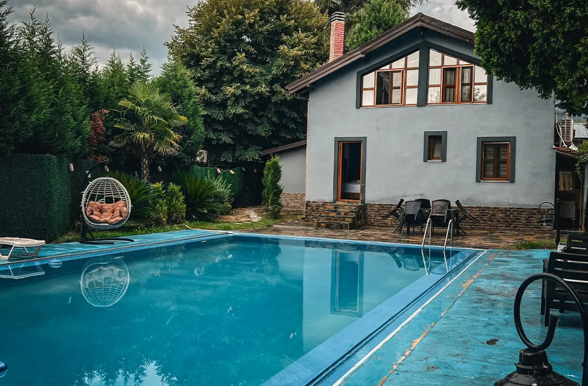 Zoisite Villa