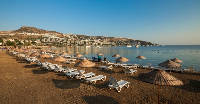Gündoğan Halk Plajı