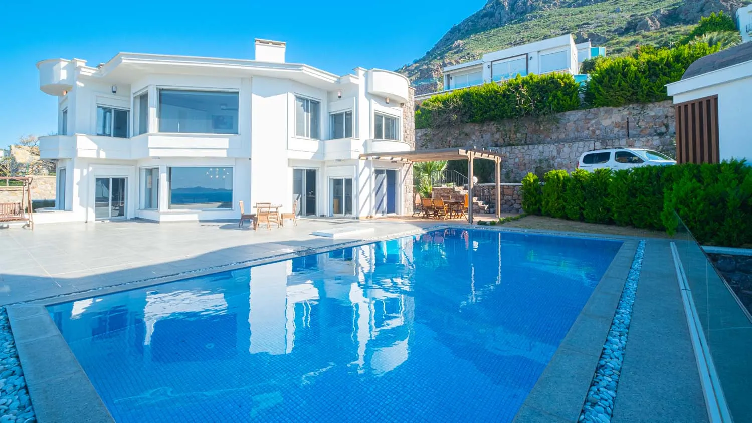 Kassandra Villa BD4124