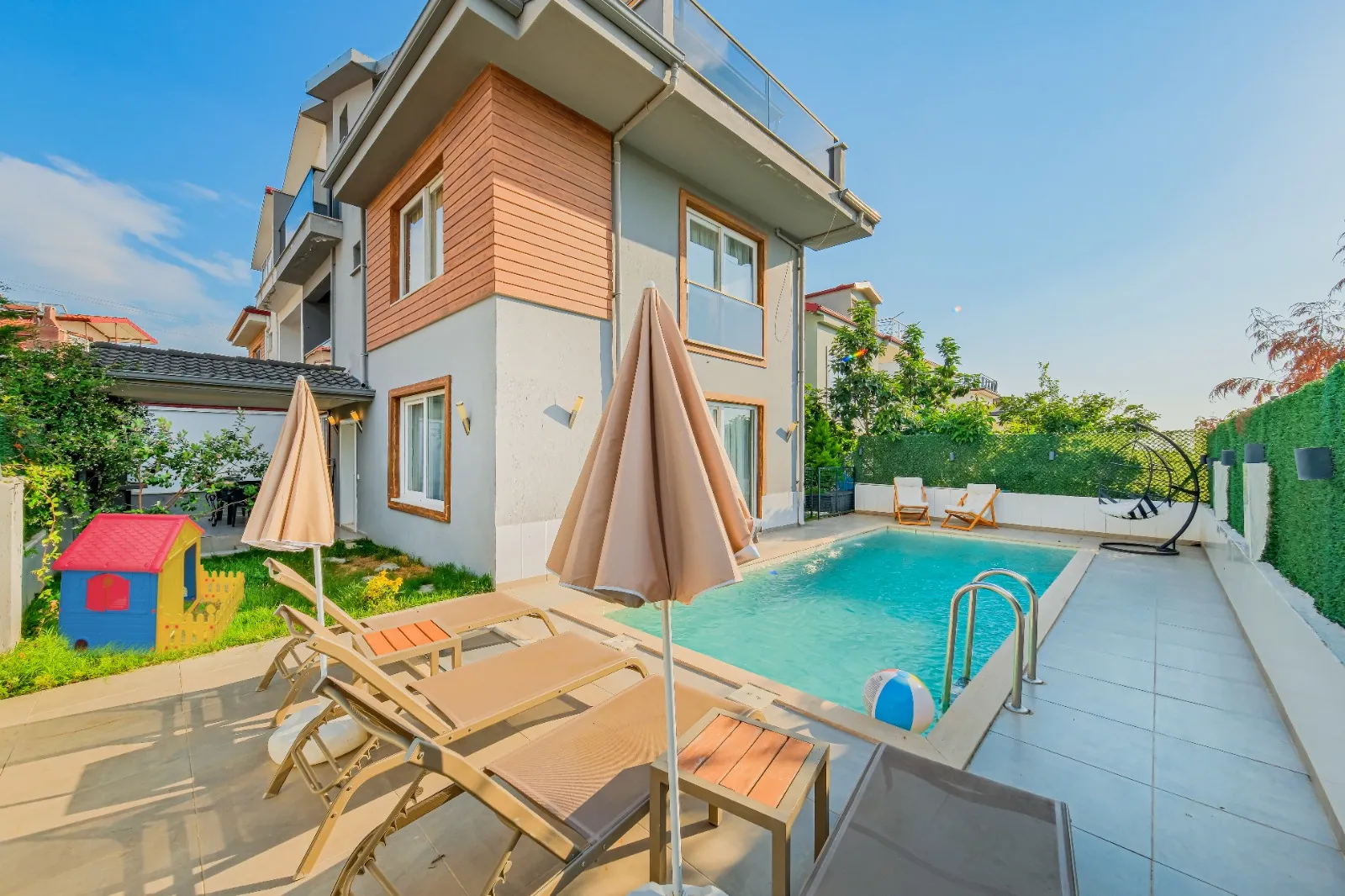 Merybella Villa