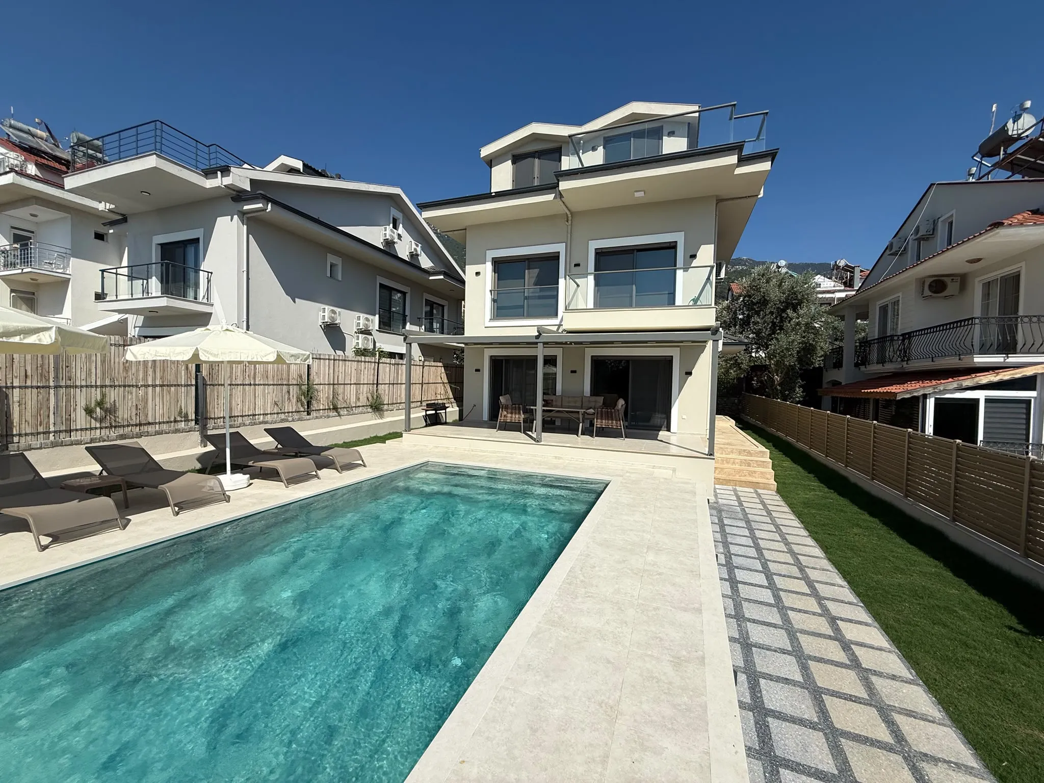 Berke Luxury Villa
